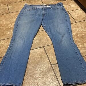 Y2K Levi's Women’s Nouveau Bootcut Size 12 S Jeans in Classic Blue